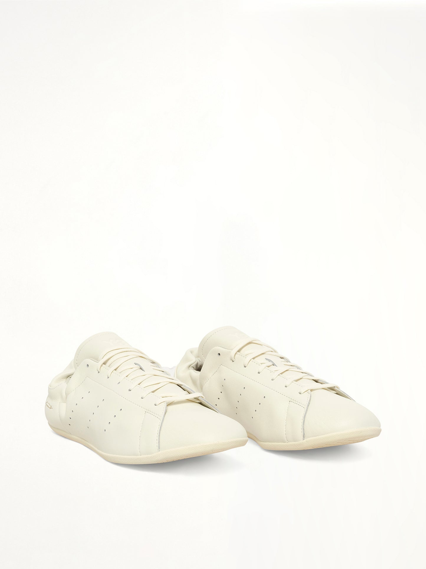 Y-3 Stan Smith in Off White