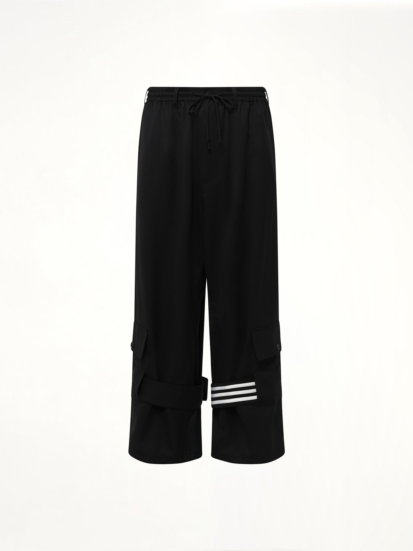 Refined Wool Cargo Pants in Black