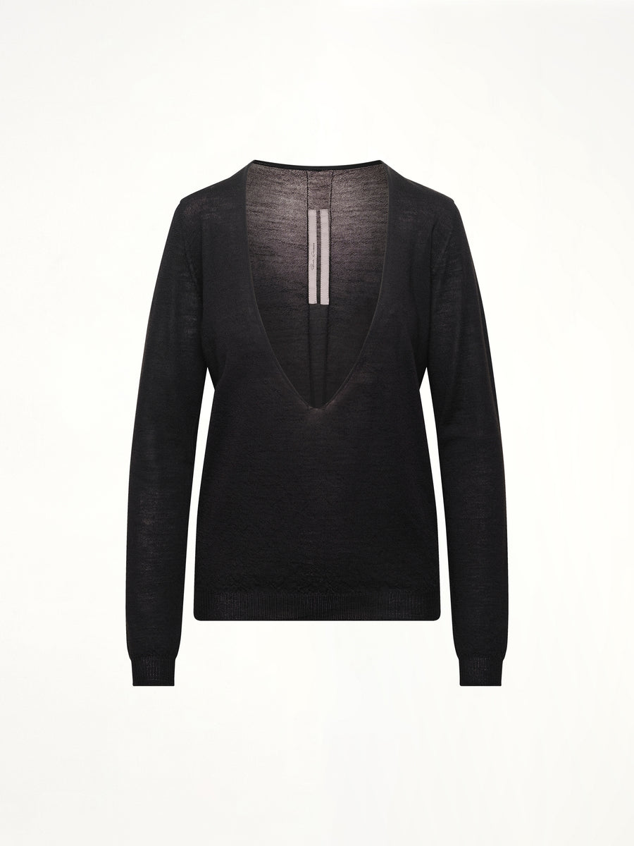 Extreme V Neck Pull in Black