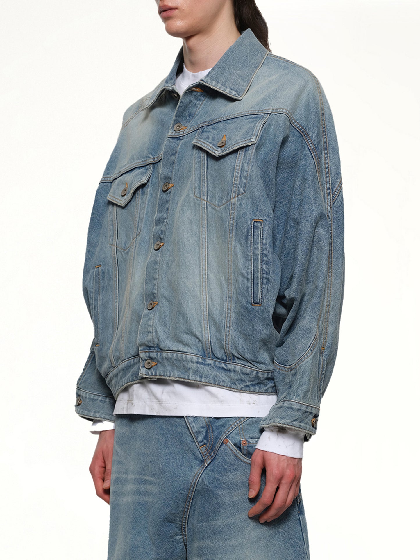 Distorted Cutting Denim Jacket in Indigo