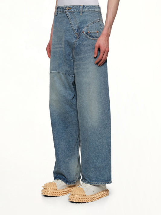 Distorted Cutting Denim Pants in Indigo