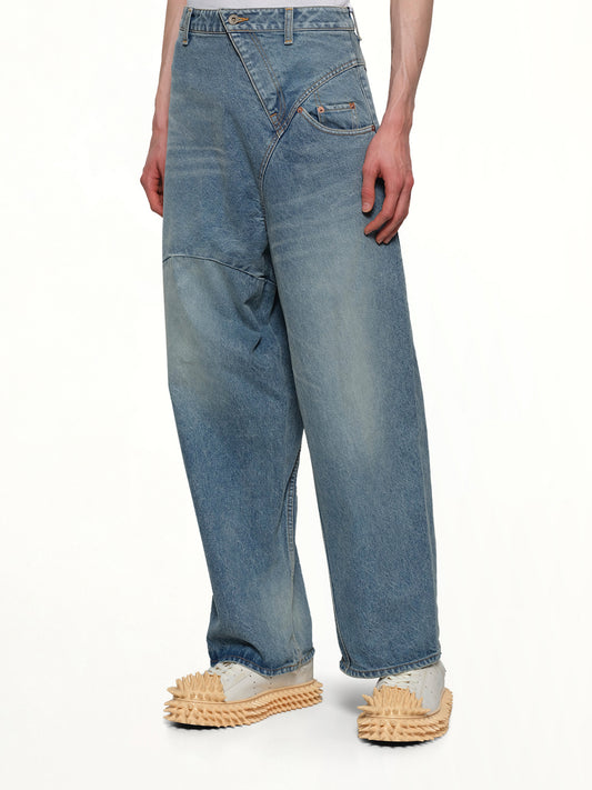 Distorted Cutting Denim Pants in Indigo