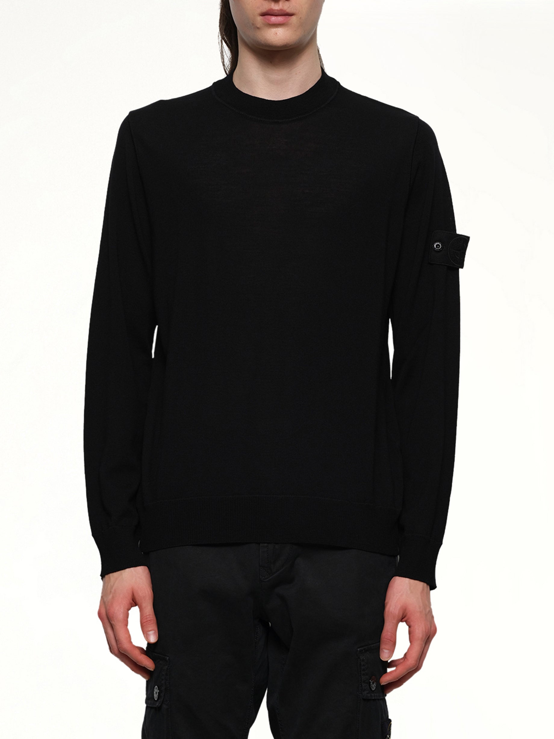 510007 Wool Crew Neck Sweater in Black