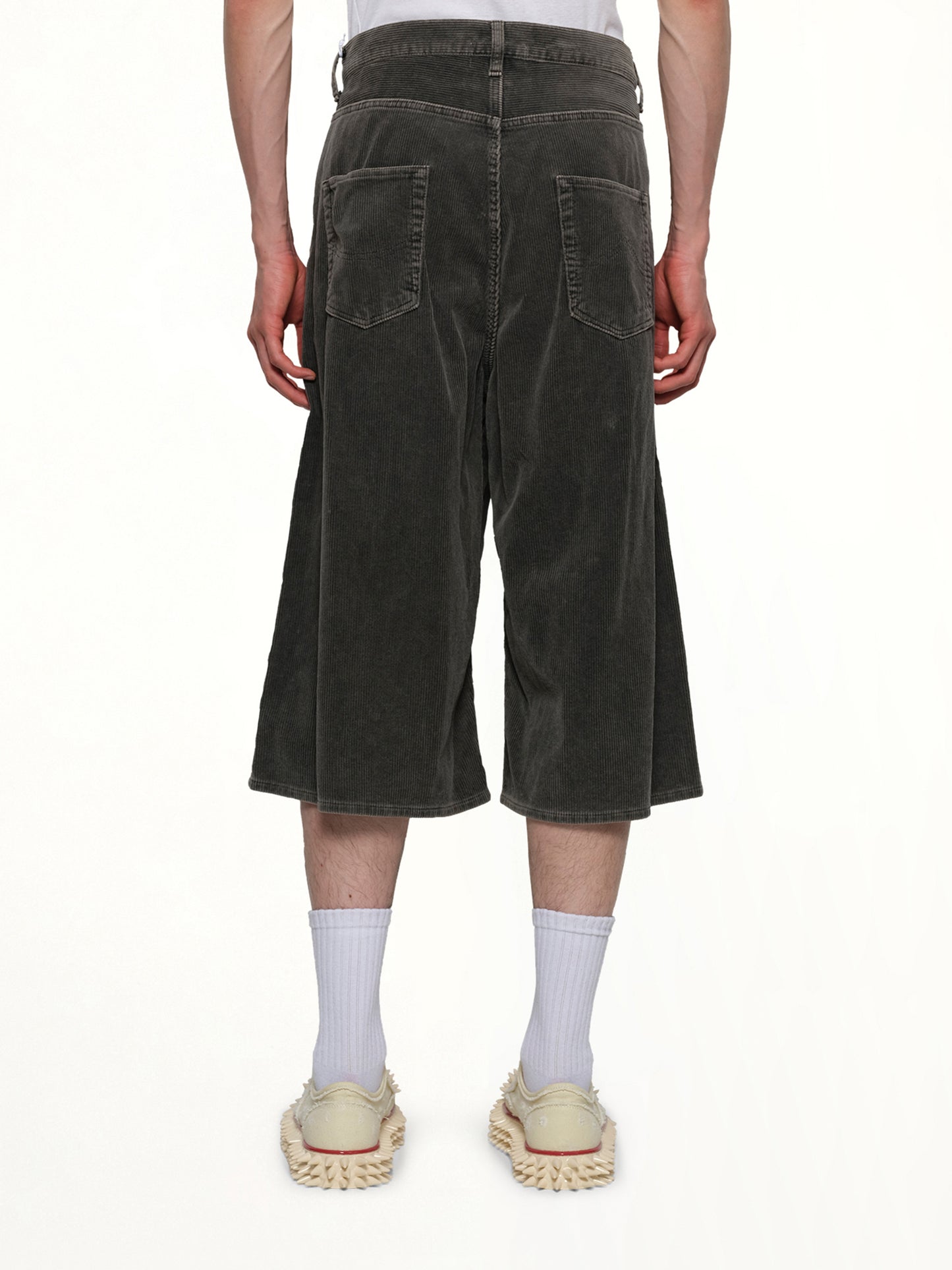 Bone Applique Corduroy Croppedpants in Grey