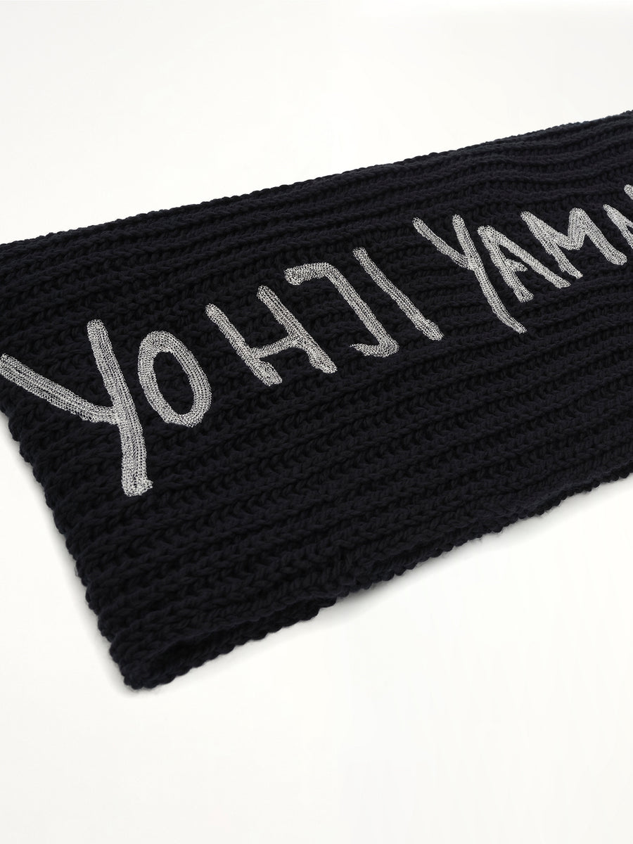 Chunky Knit Scarf in Black