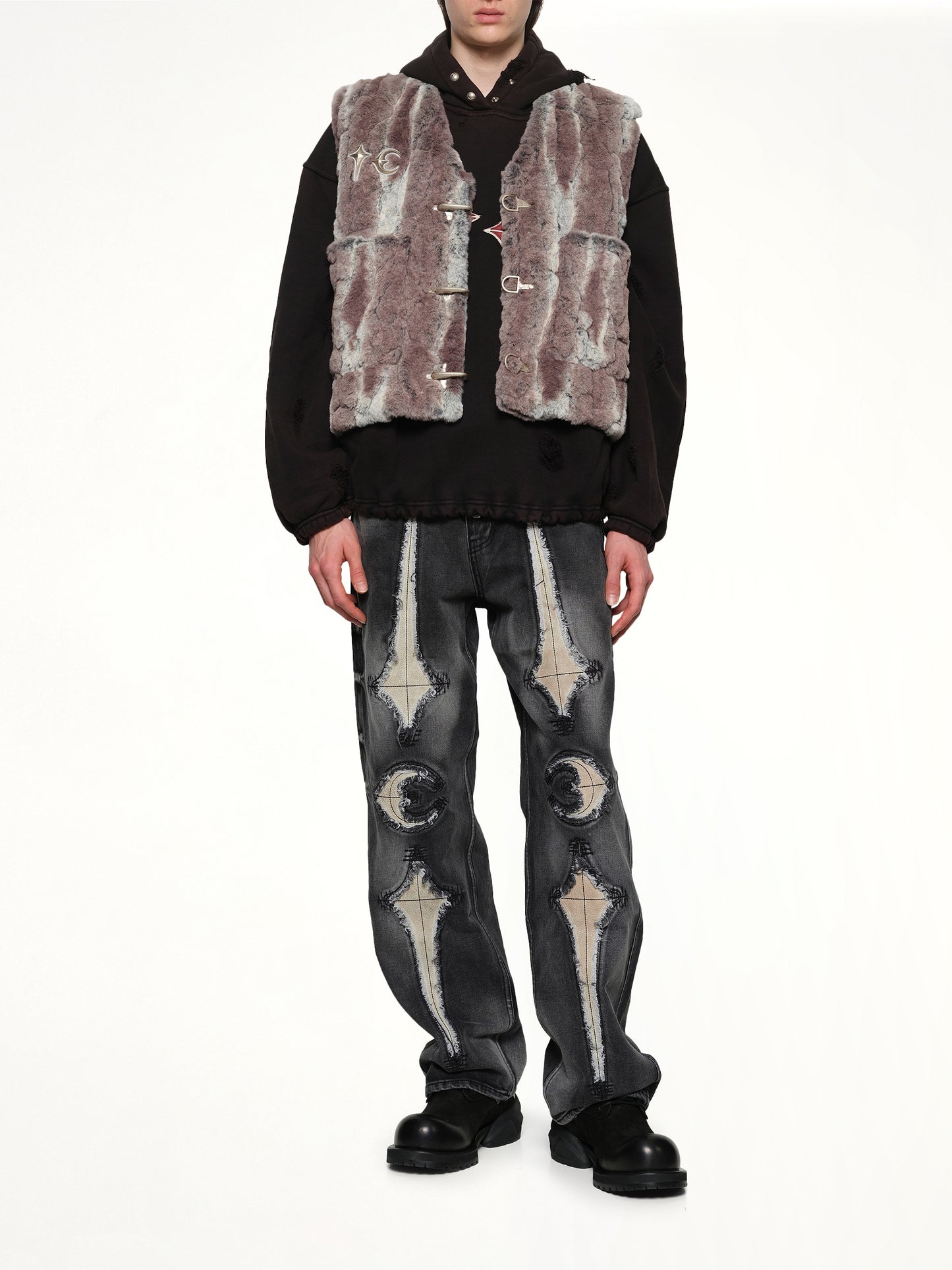 TC Skull Fur Vest in Ivory