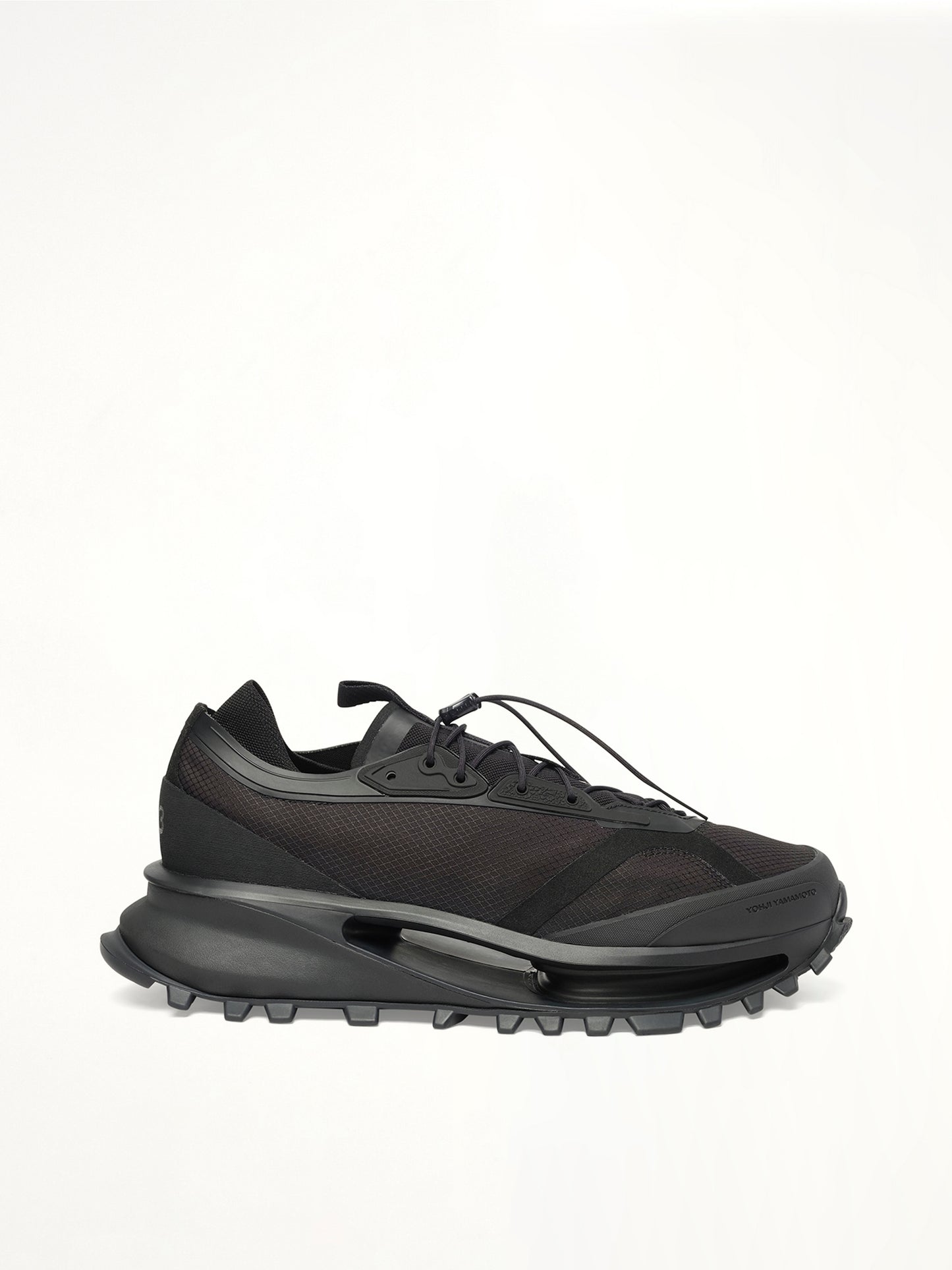 S-Gendo Run Sneaker in Black