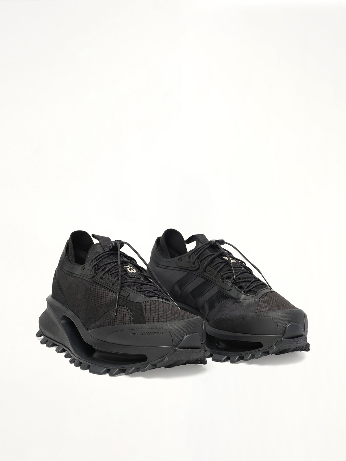 S-Gendo Run Sneaker in Black Front View | Y-3