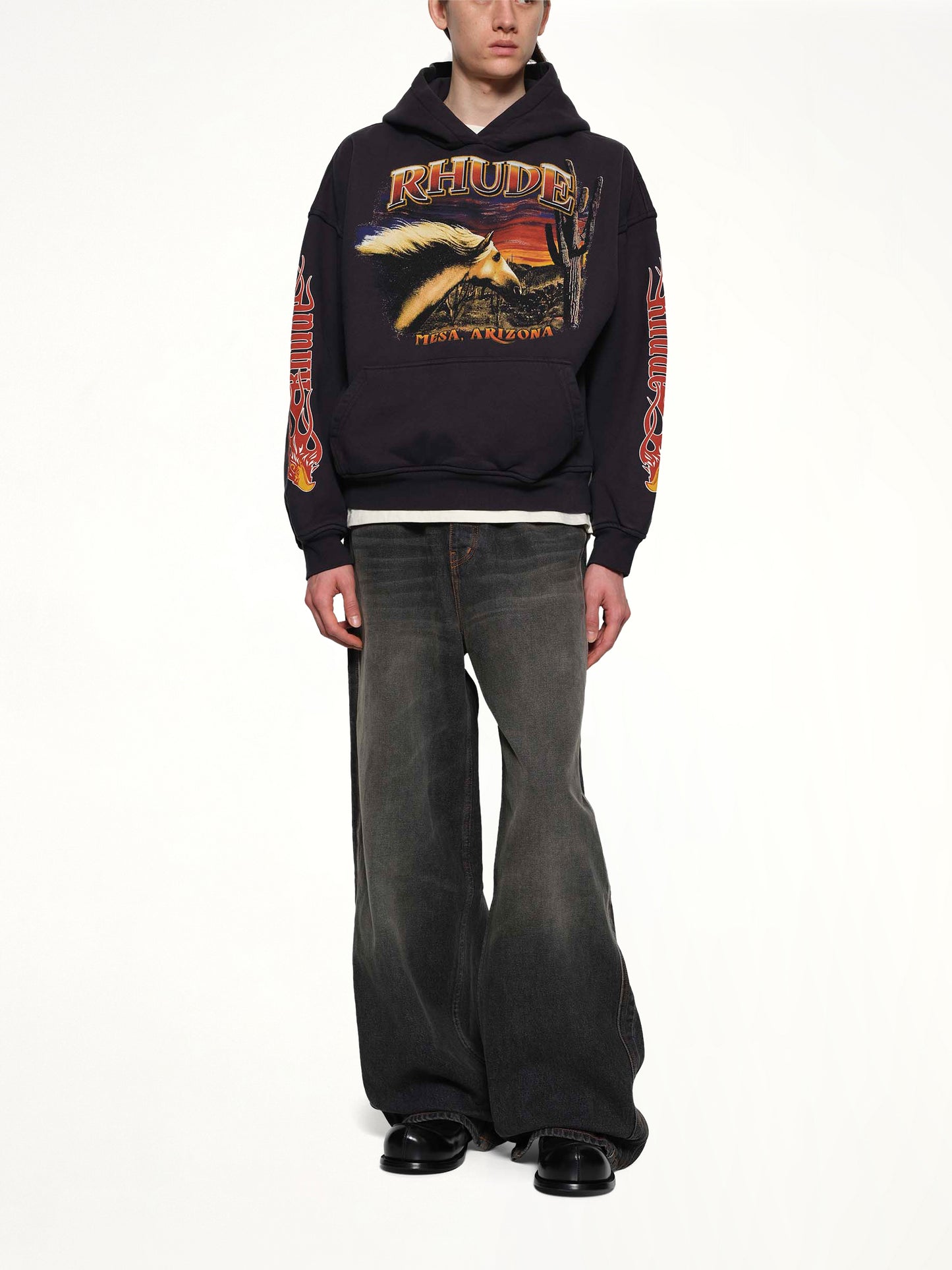 Mesa Stallion Hoodie in Vintage Black/Red