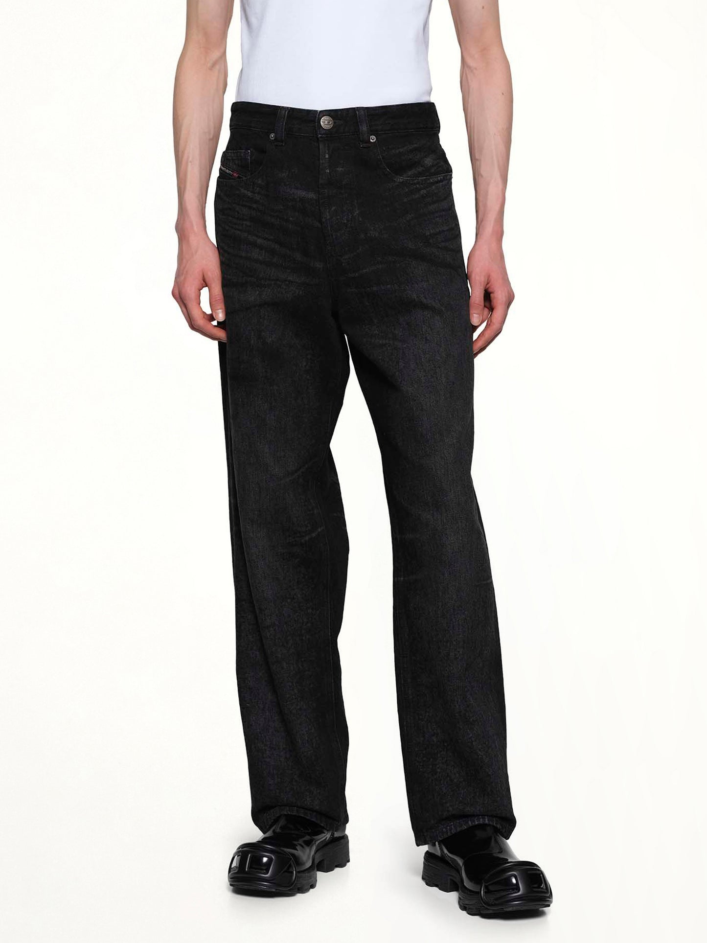2001 D-MACRO-FSH Relaxed Jeans in Black