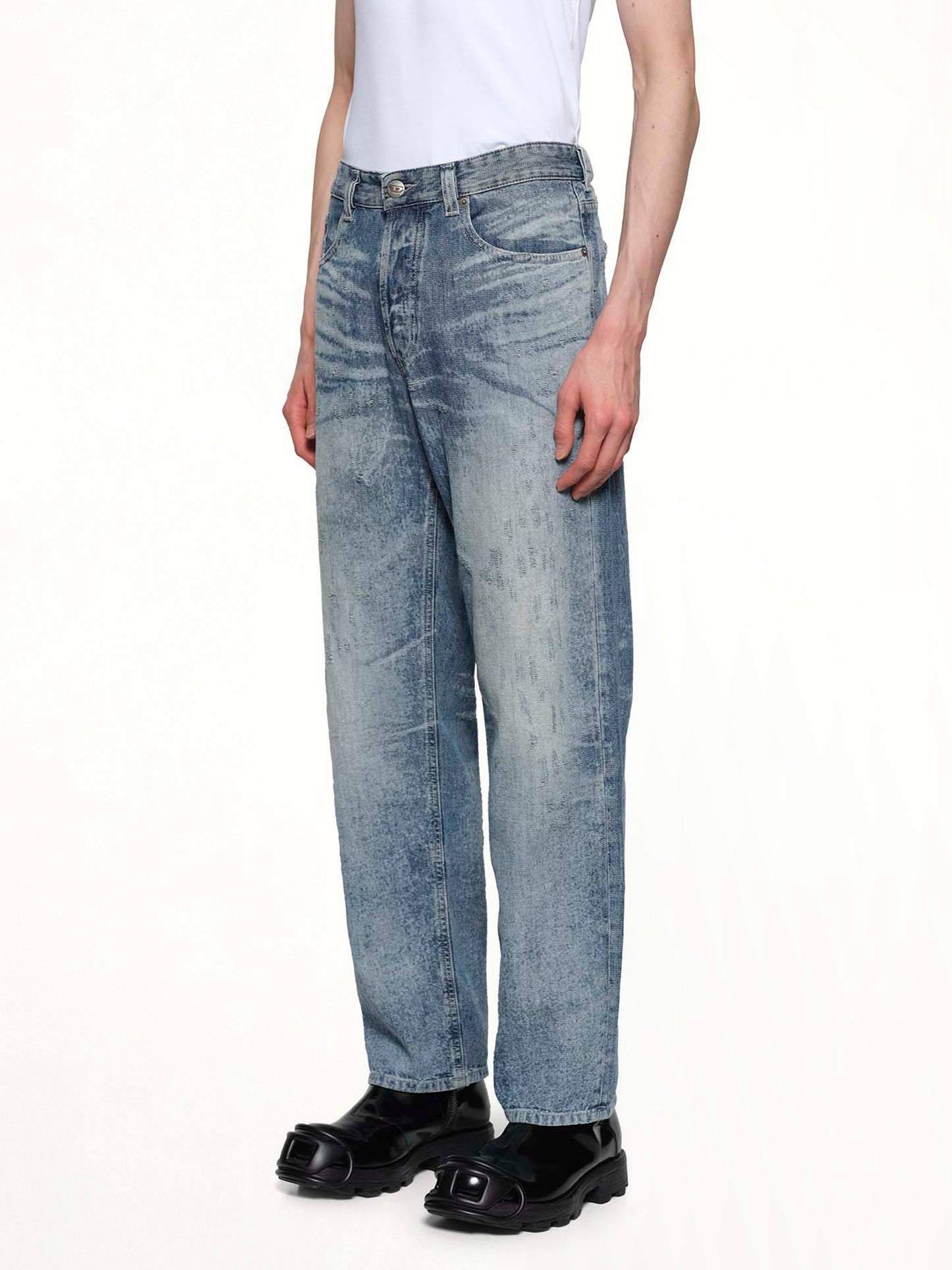 2024 D-MACS-FSH1 Runway Jeans in Blue