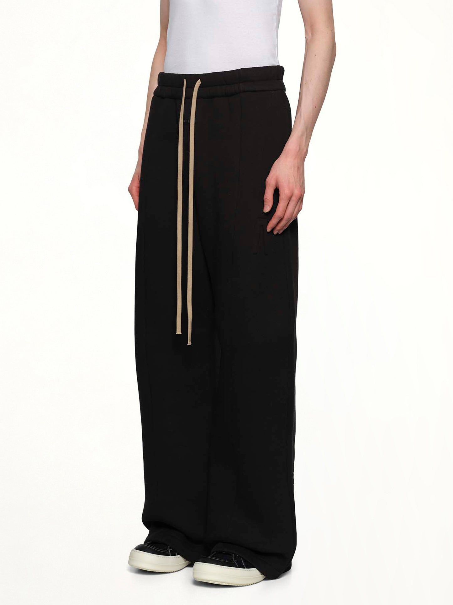 Wide Leg Sweatpant in Black