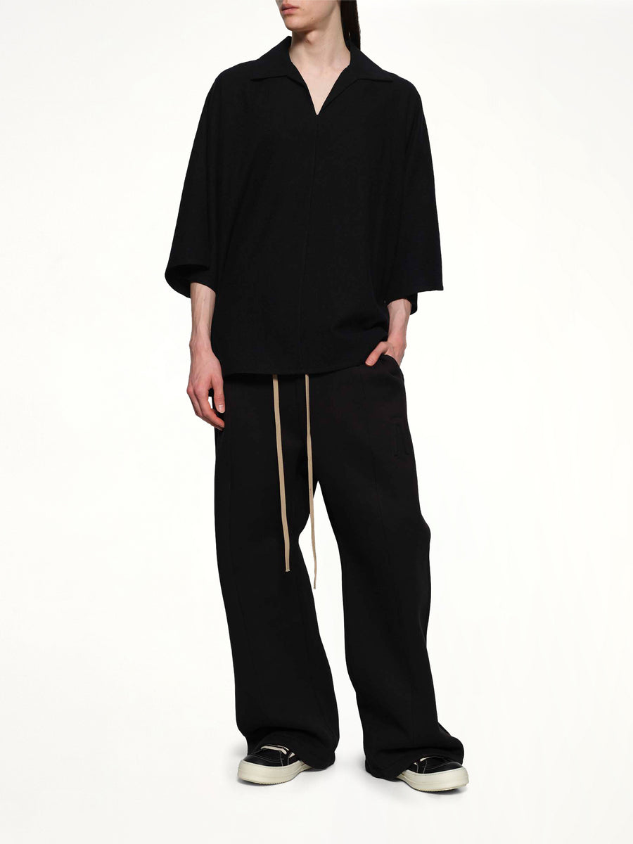 Virgin Wool Short Sleeve Shirt in Black
