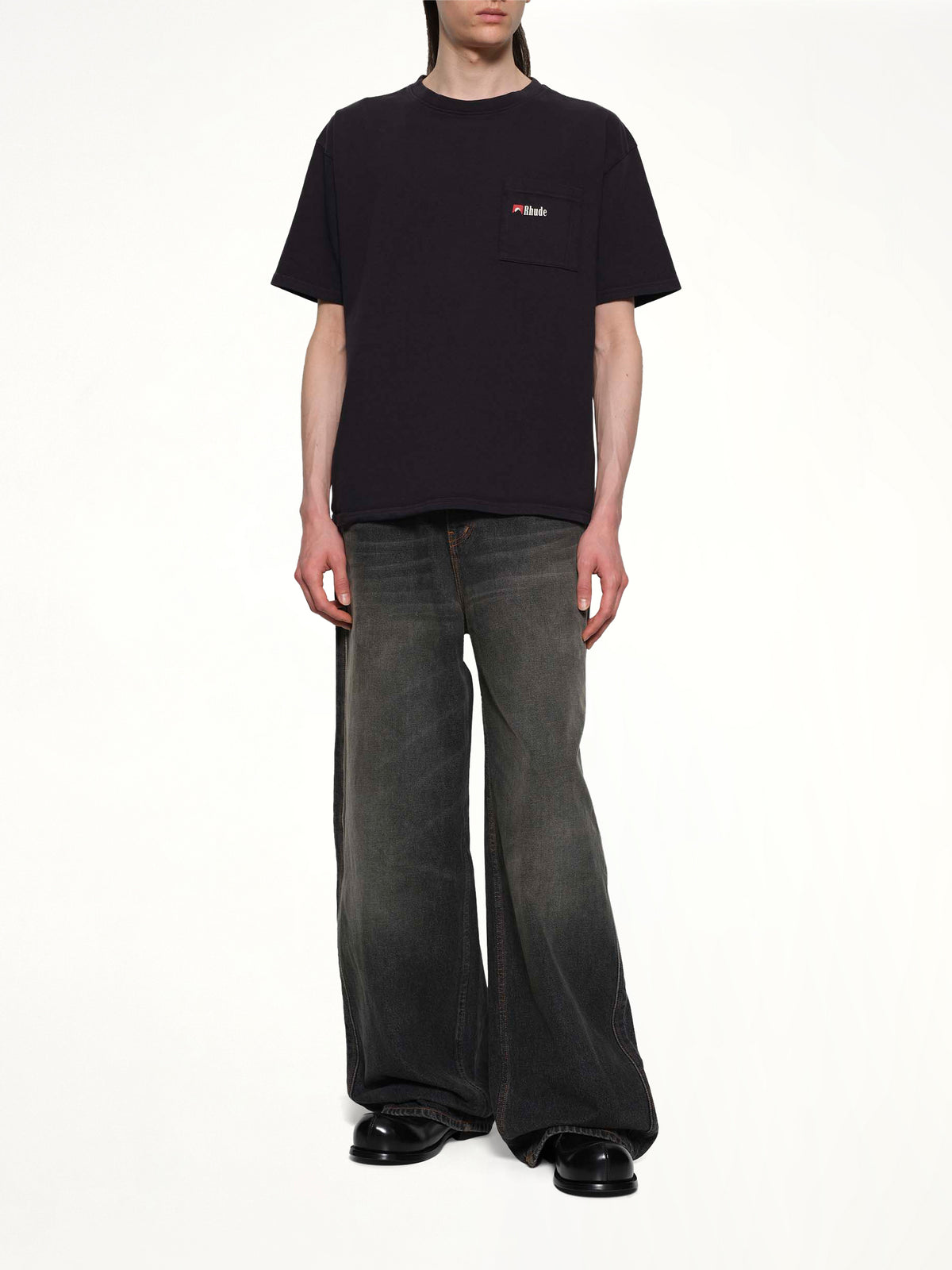 Moonlight Wolf Pocket T-Shirt in Vintage Black