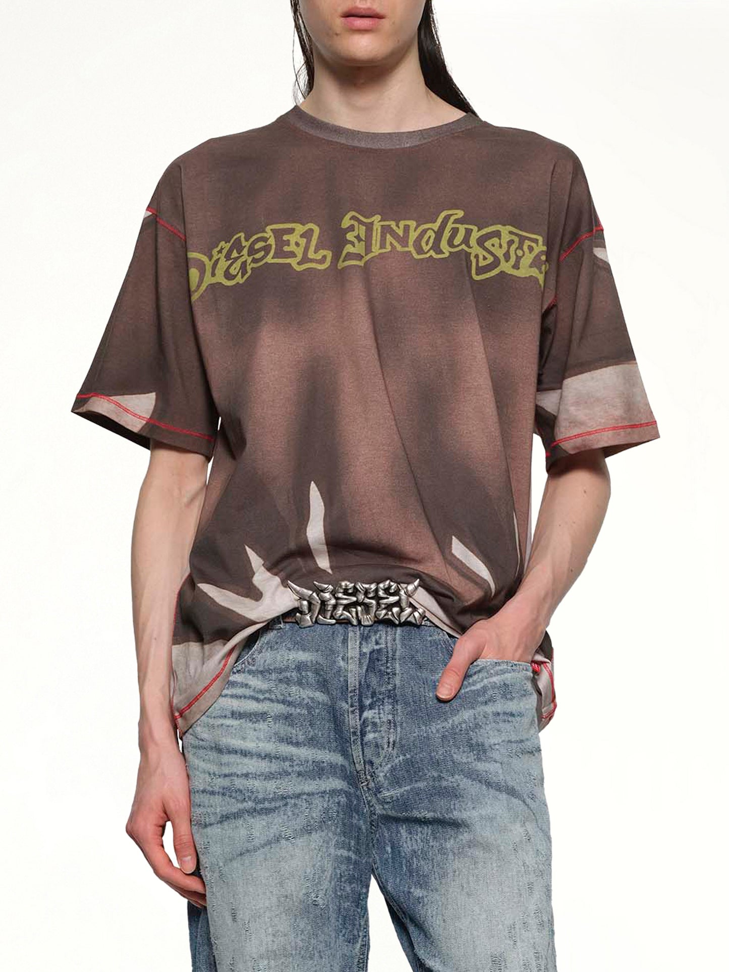 T-BOXT-SHOW T-Shirt in Brown