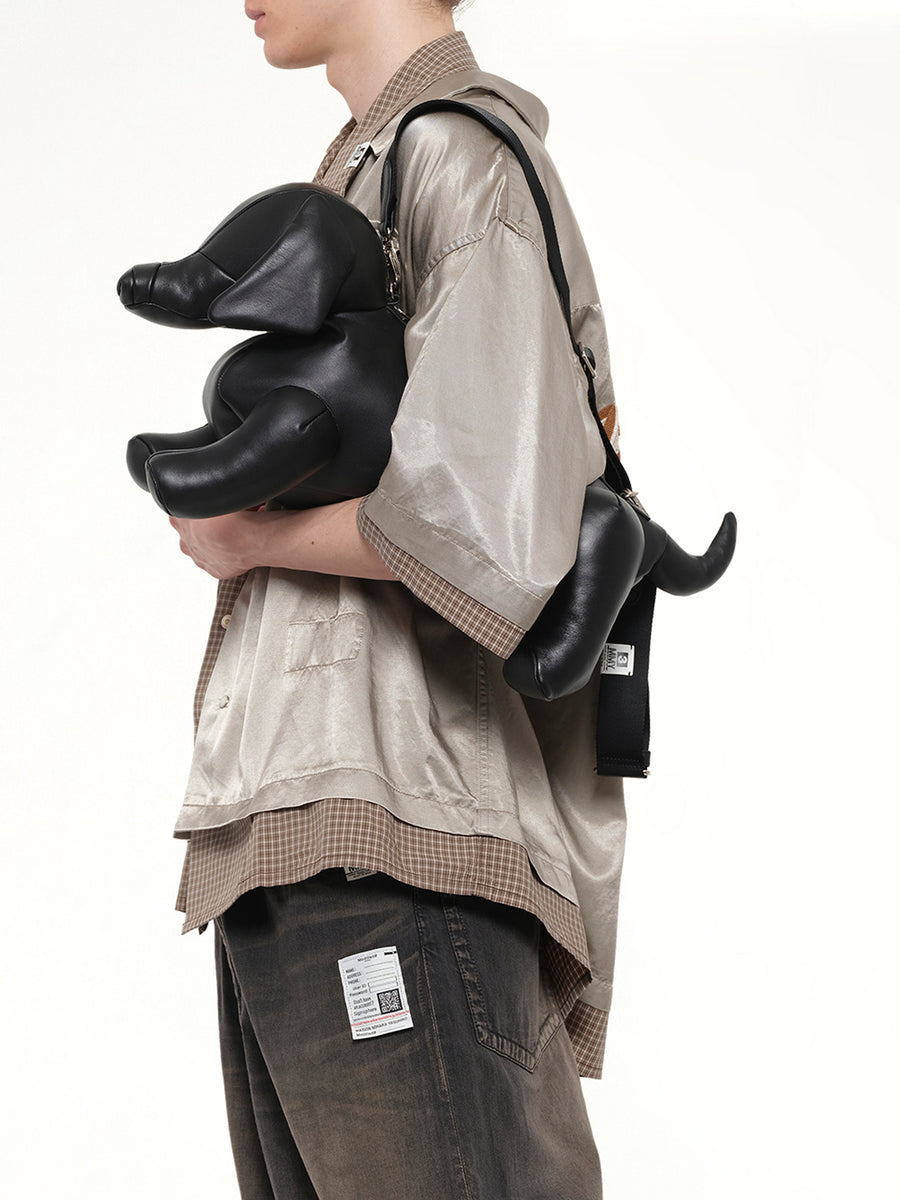 Medium Dachshund Bag in Black