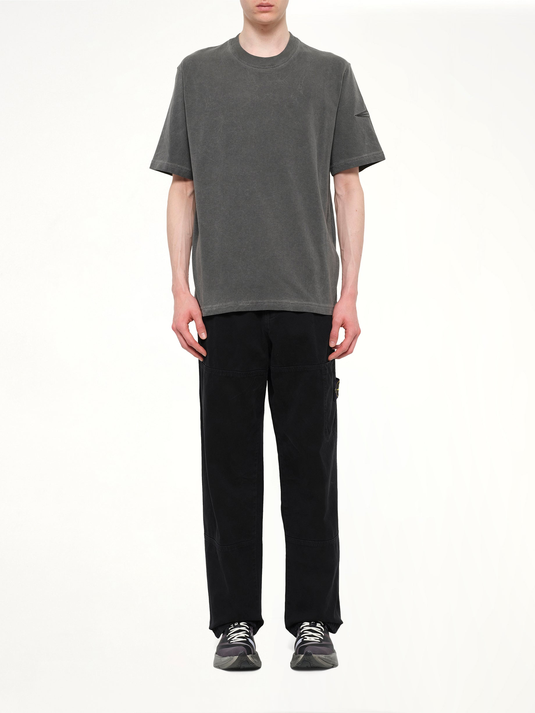 2100024 Garment Dyed T-Shirt in Black