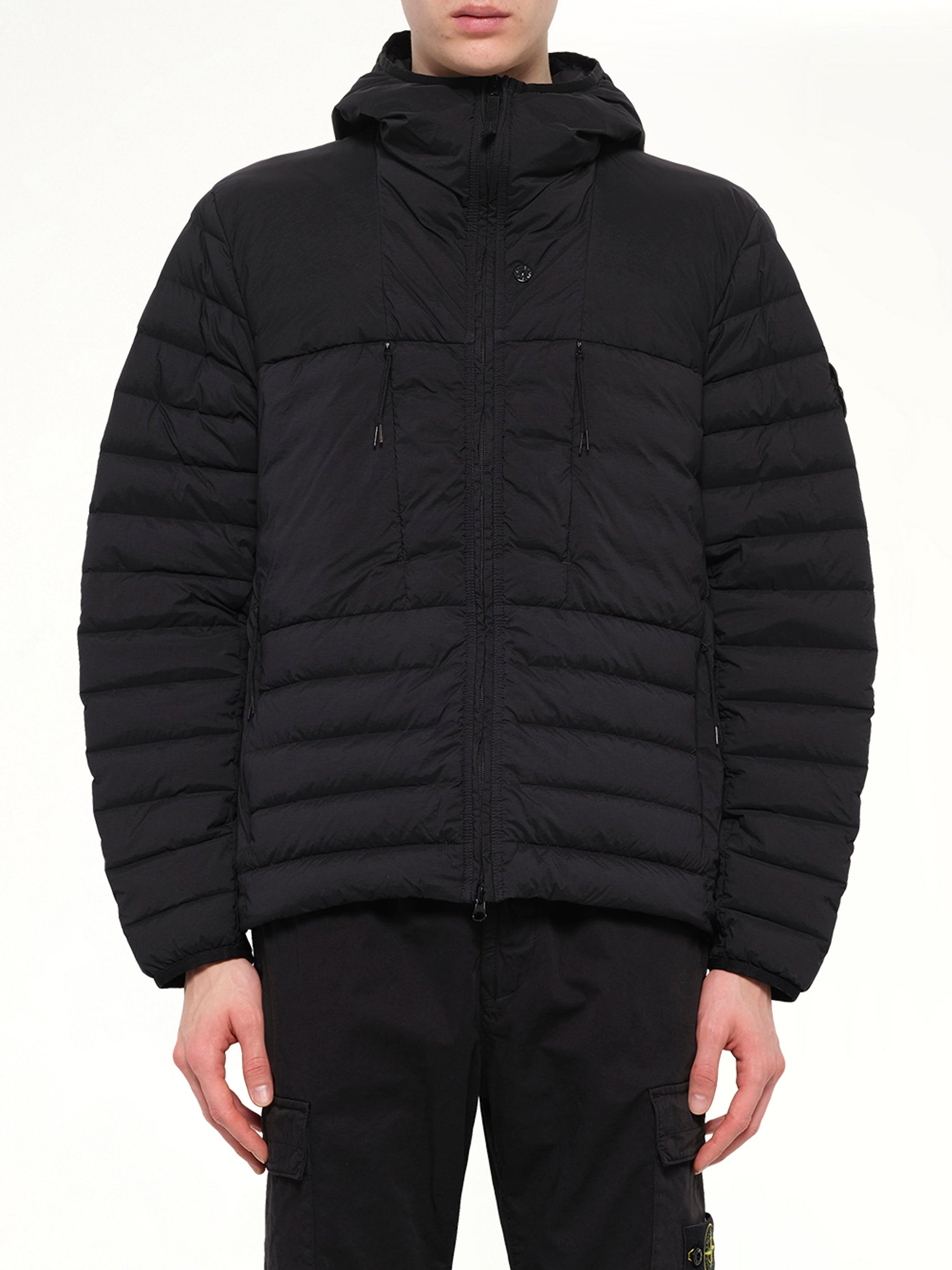 4100107 Seamless Tunnel Nylon Down Jacket in Black