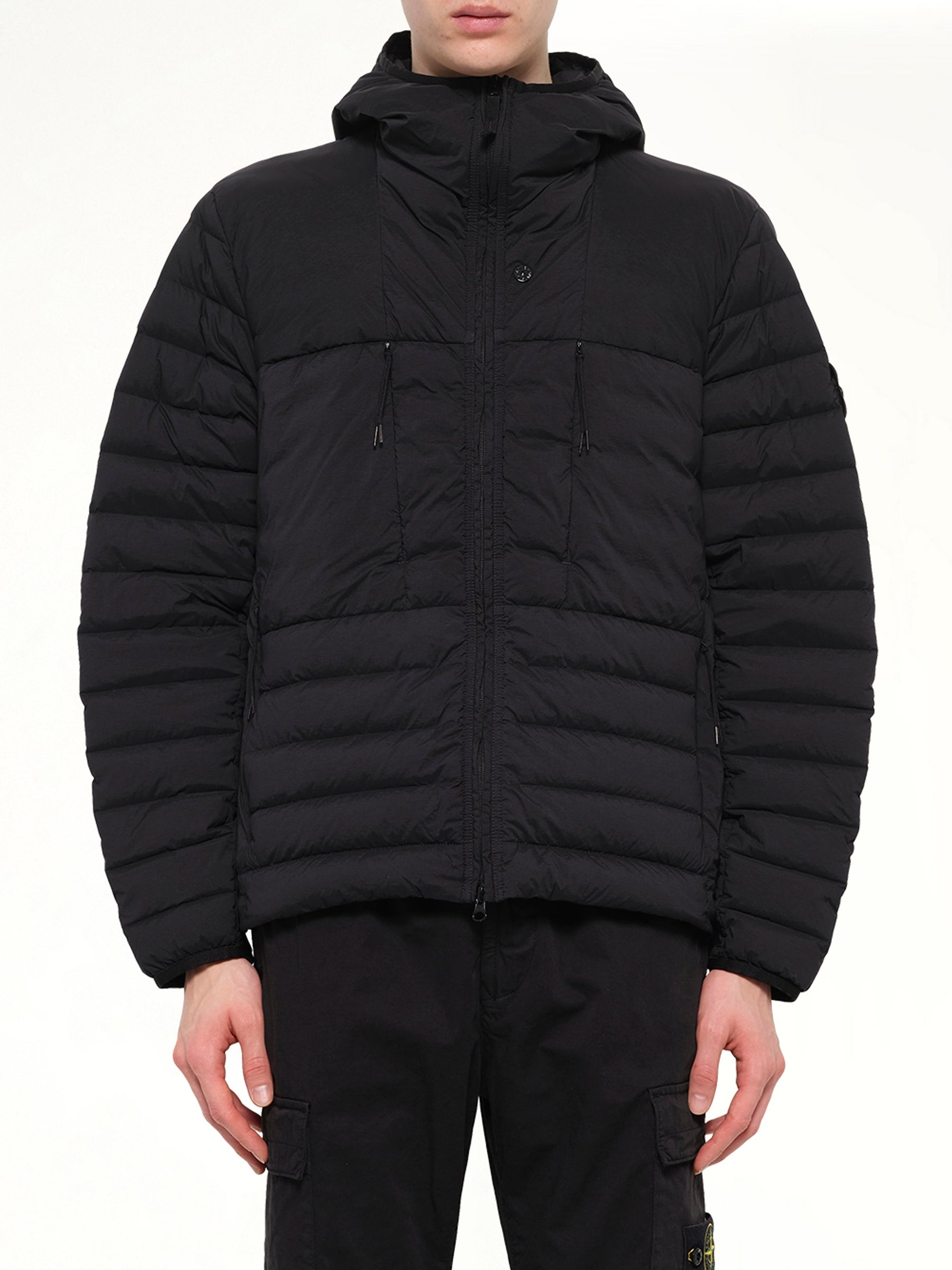 4100107 Seamless Tunnel Nylon Down Jacket in Black