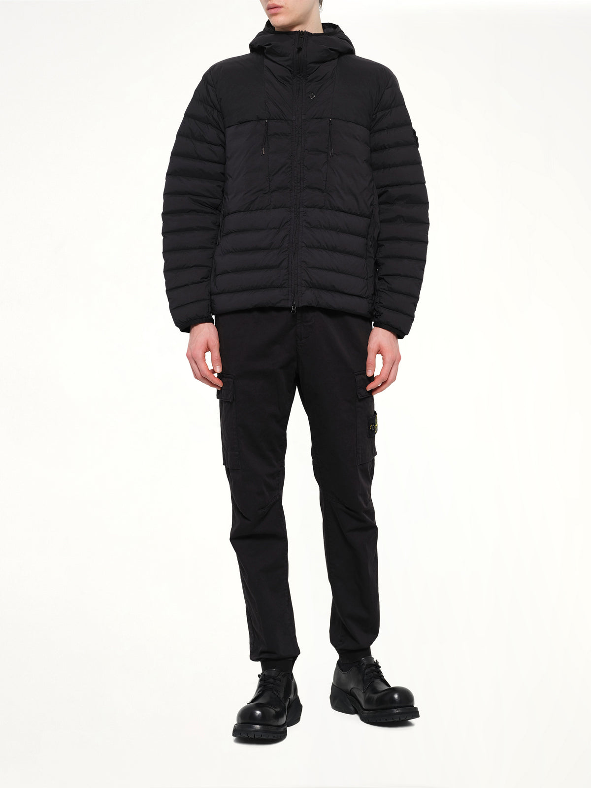 4100107 Seamless Tunnel Nylon Down Jacket in Black