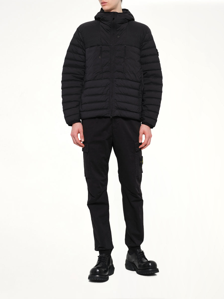 4100107 Seamless Tunnel Nylon Down Jacket in Black