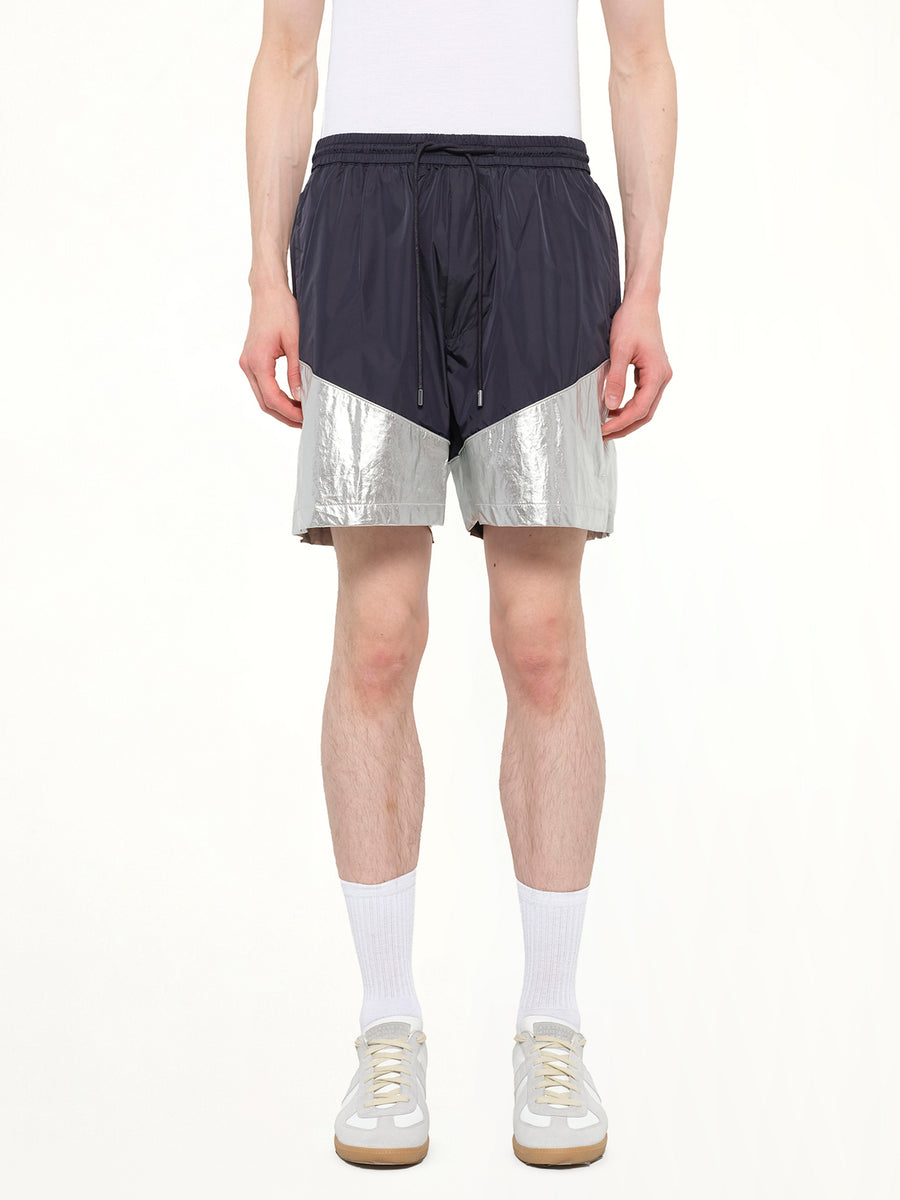 Juunj Short in Navy