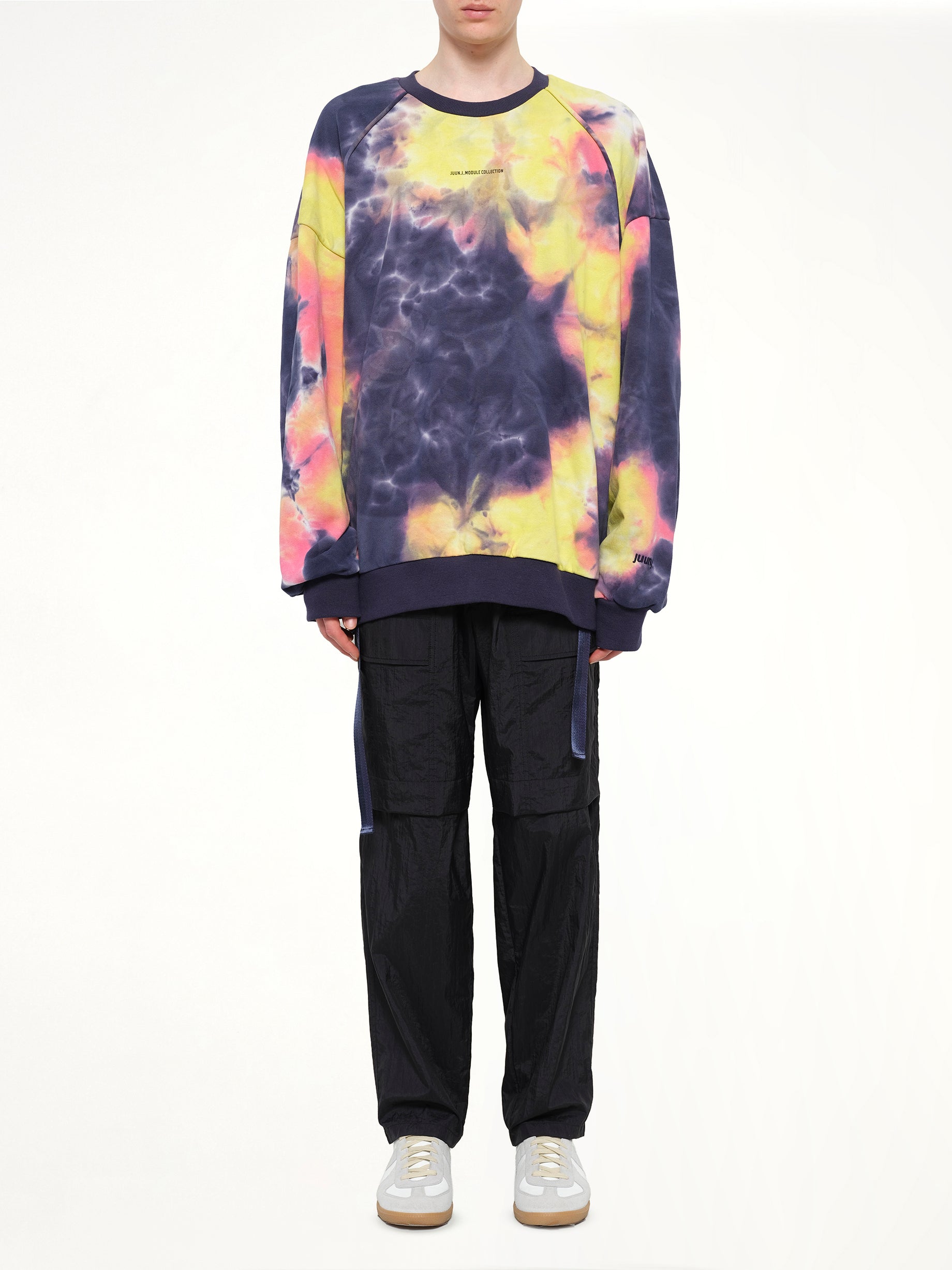 Tie Dye Sweatshirt in Violet
