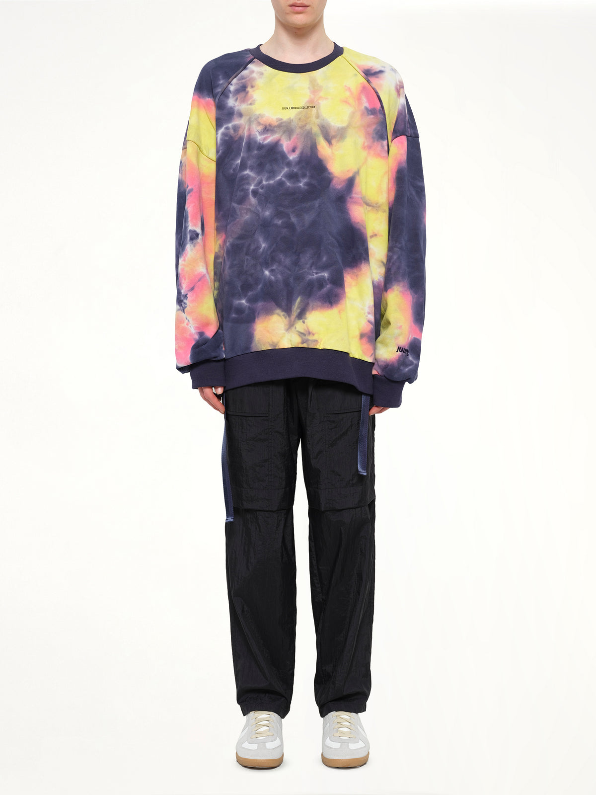 Tie Dye Sweatshirt in Violet