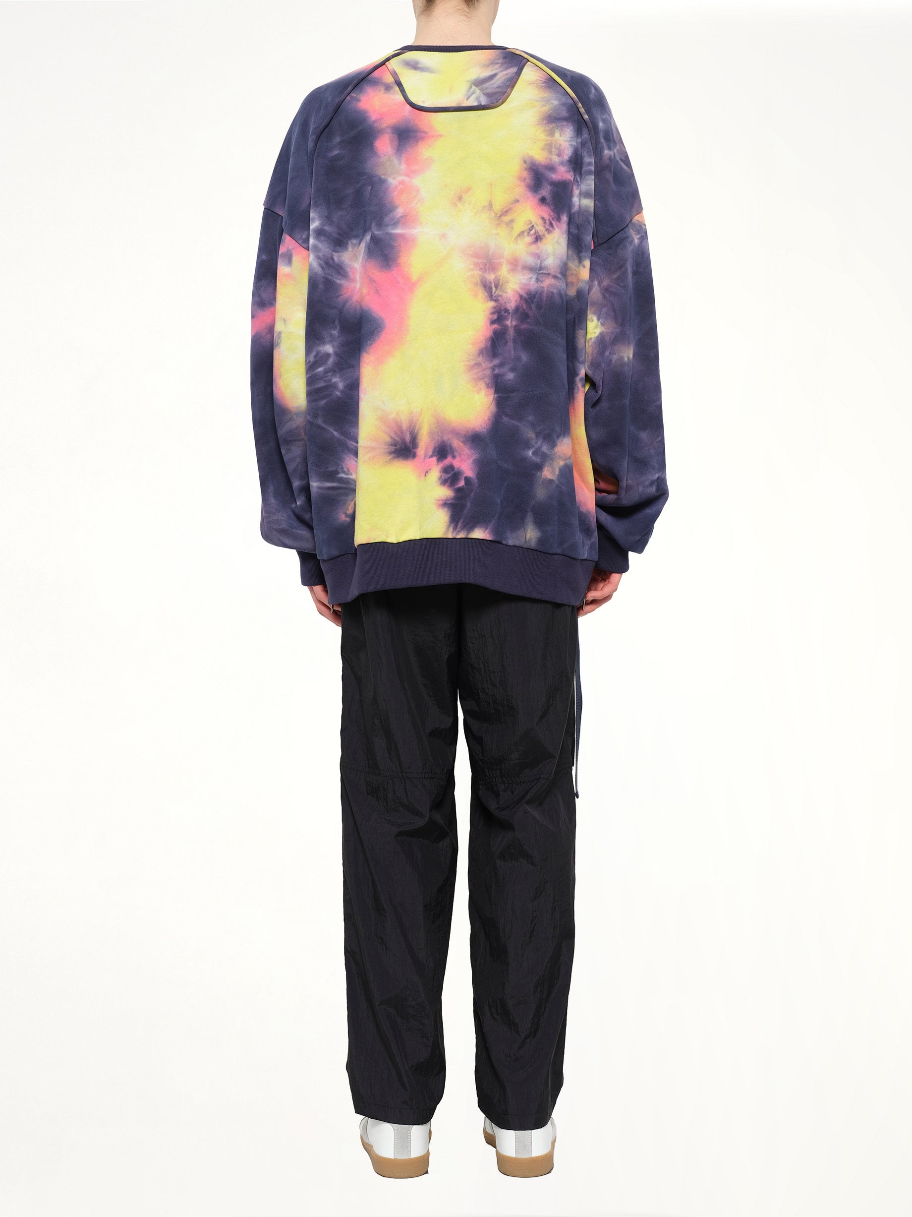 Tie Dye Sweatshirt in Violet