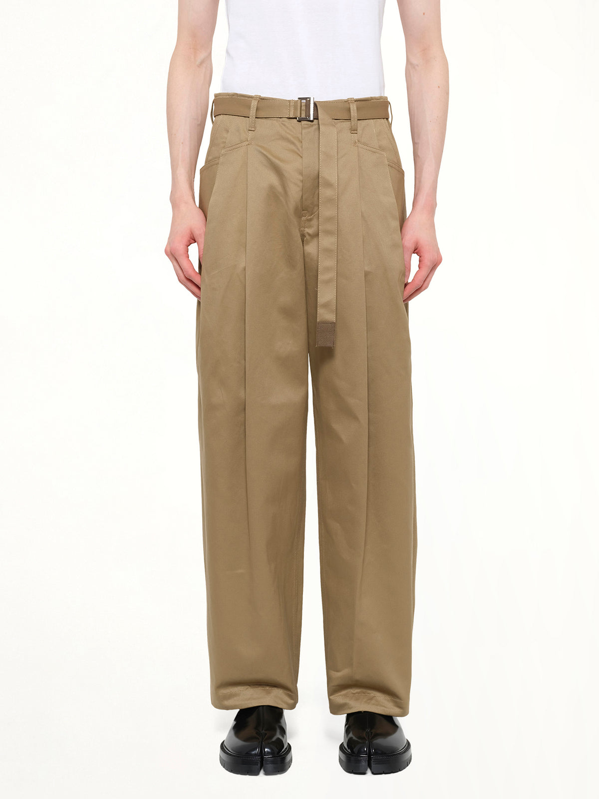 Cotton Chino Pants in Dark Beige