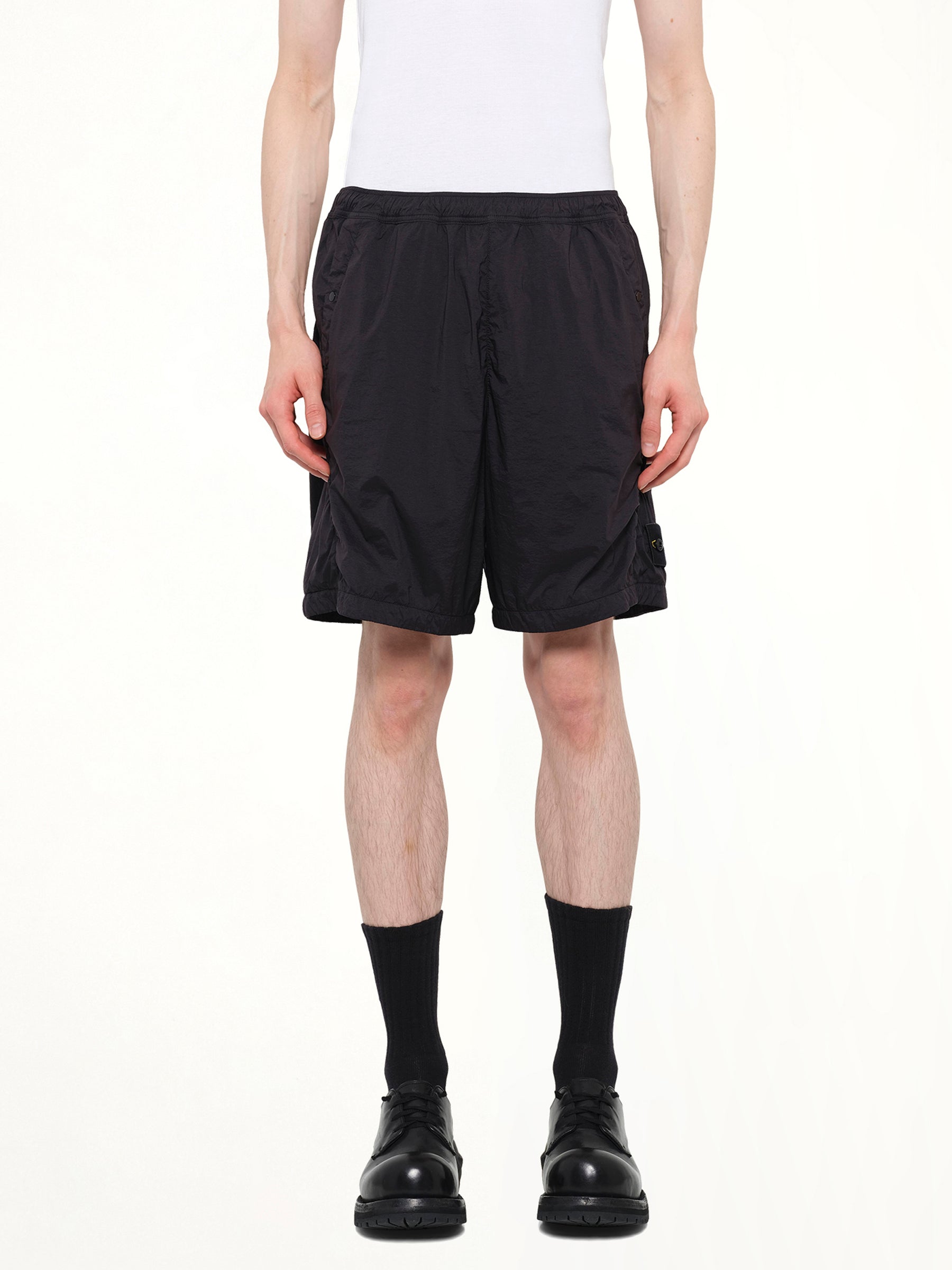 L100004 Ultra Light Nylon Stretch Shorts in Black