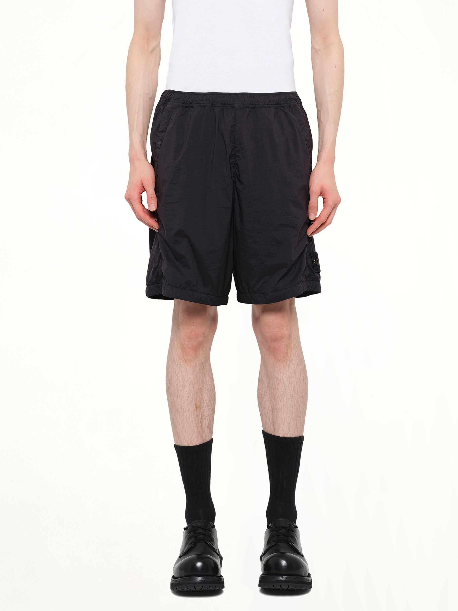 L100004 Ultra Light Nylon Stretch Shorts in Black