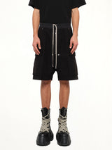 Brushed Twill Cargobela Shorts in Black
