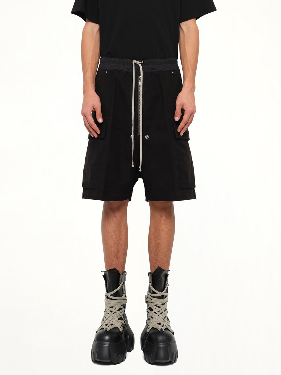 Brushed Twill Cargobela Shorts in Black