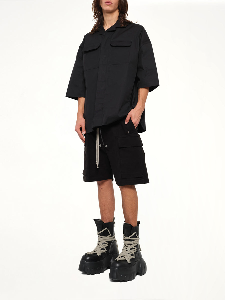 Brushed Twill Cargobela Shorts in Black