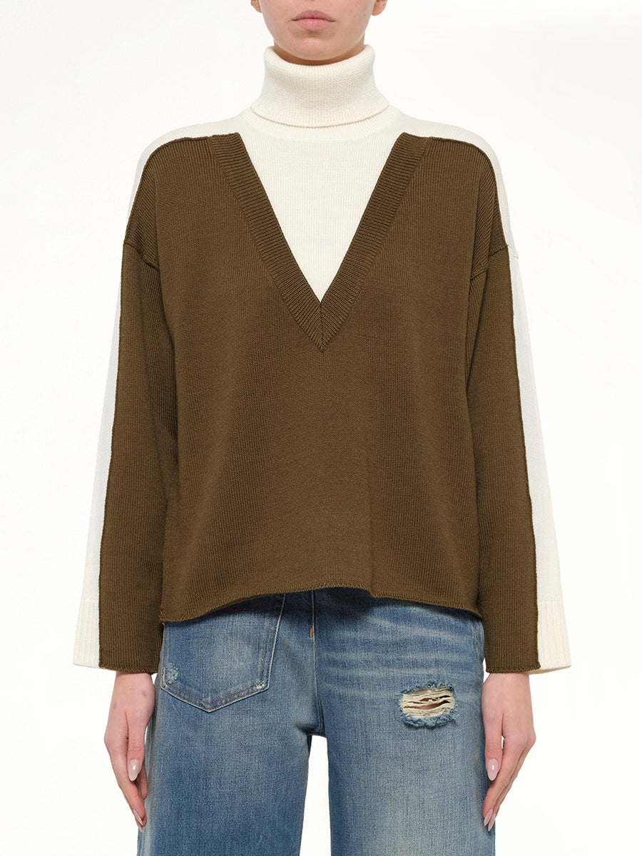 Moved Pattern Turtleneck in Off White/Khaki