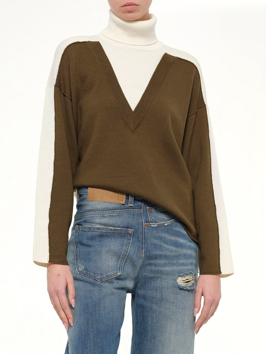 Moved Pattern Turtleneck in Off White/Khaki