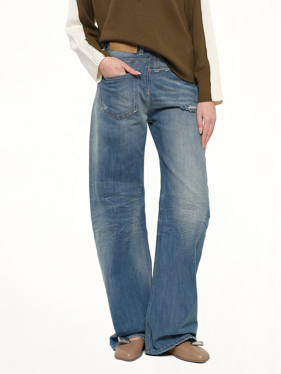90° Twist Denim Jeans in Medium Blue