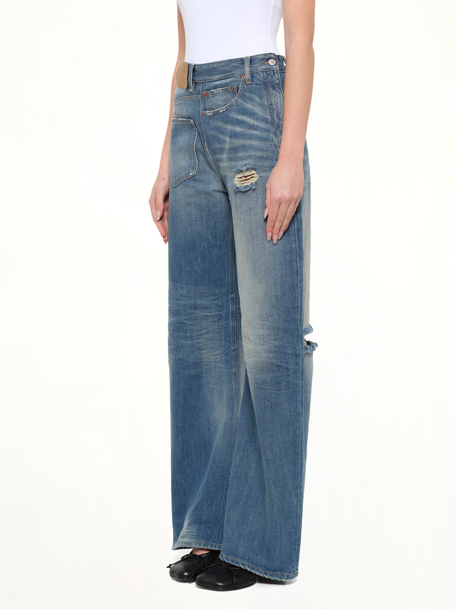 90° Twist Denim Jeans in Medium Blue