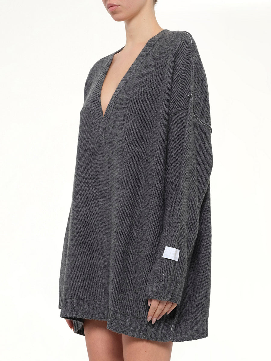 V-Neck Sweater in Grey Melange