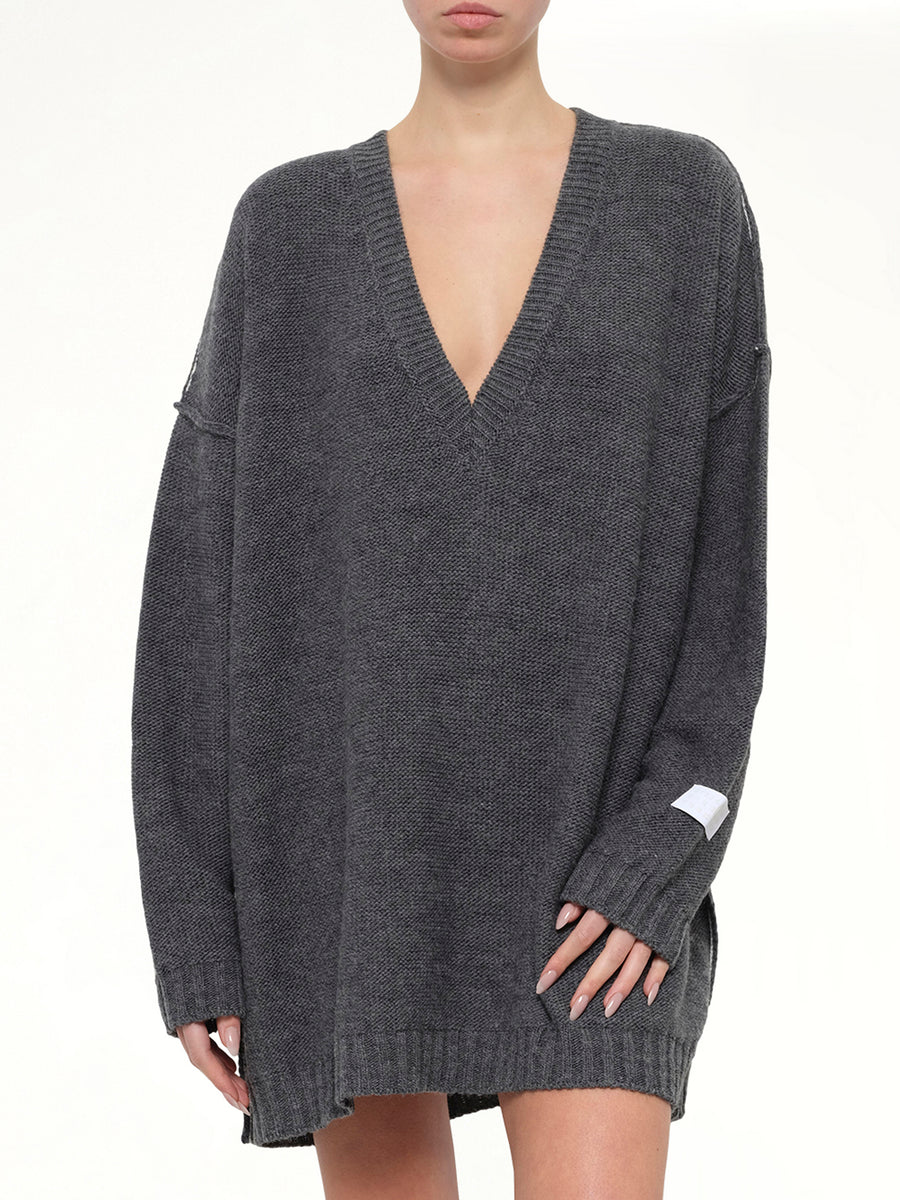 V-Neck Sweater in Grey Melange