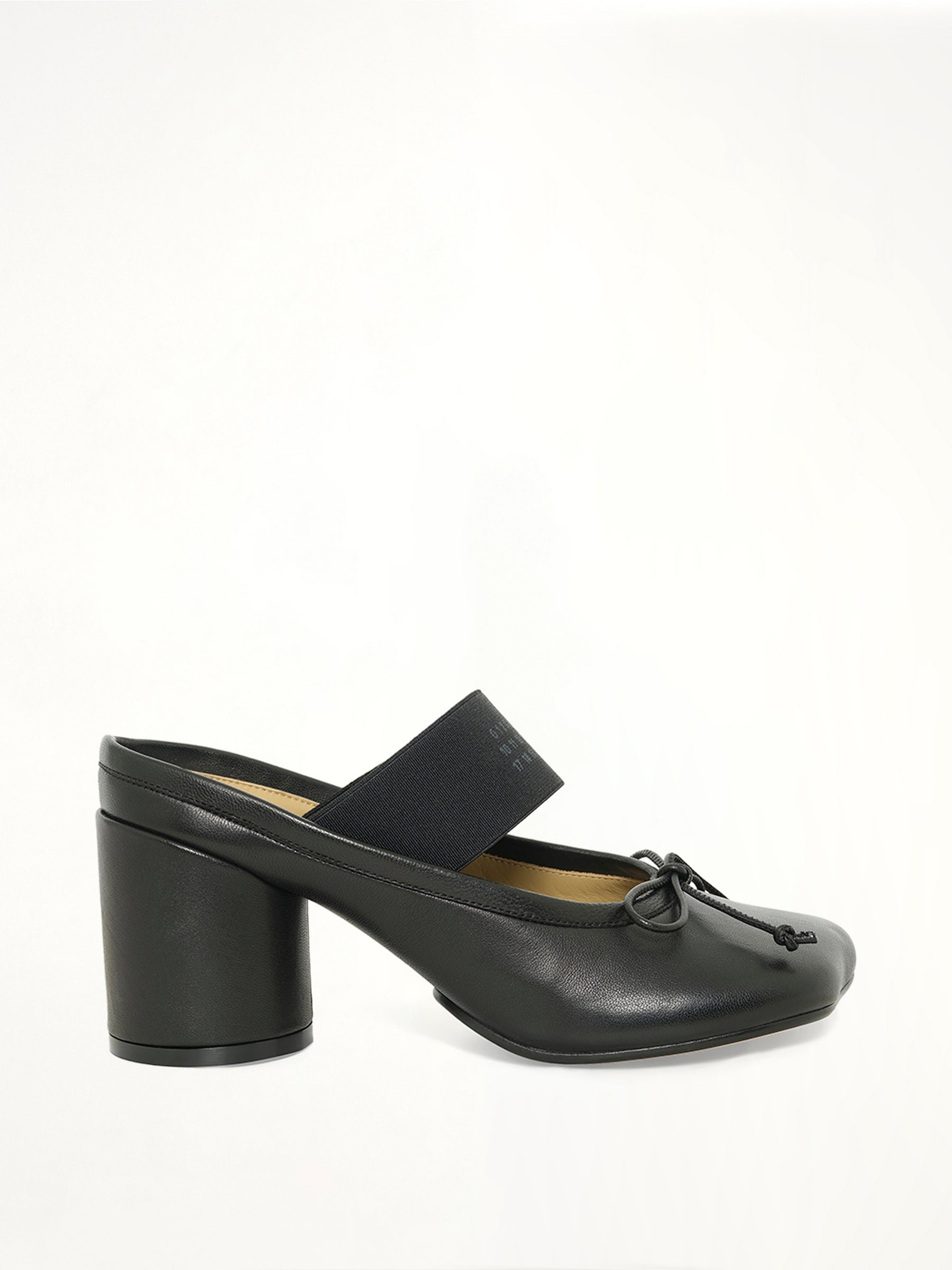 Elastic Band Sandal in Black