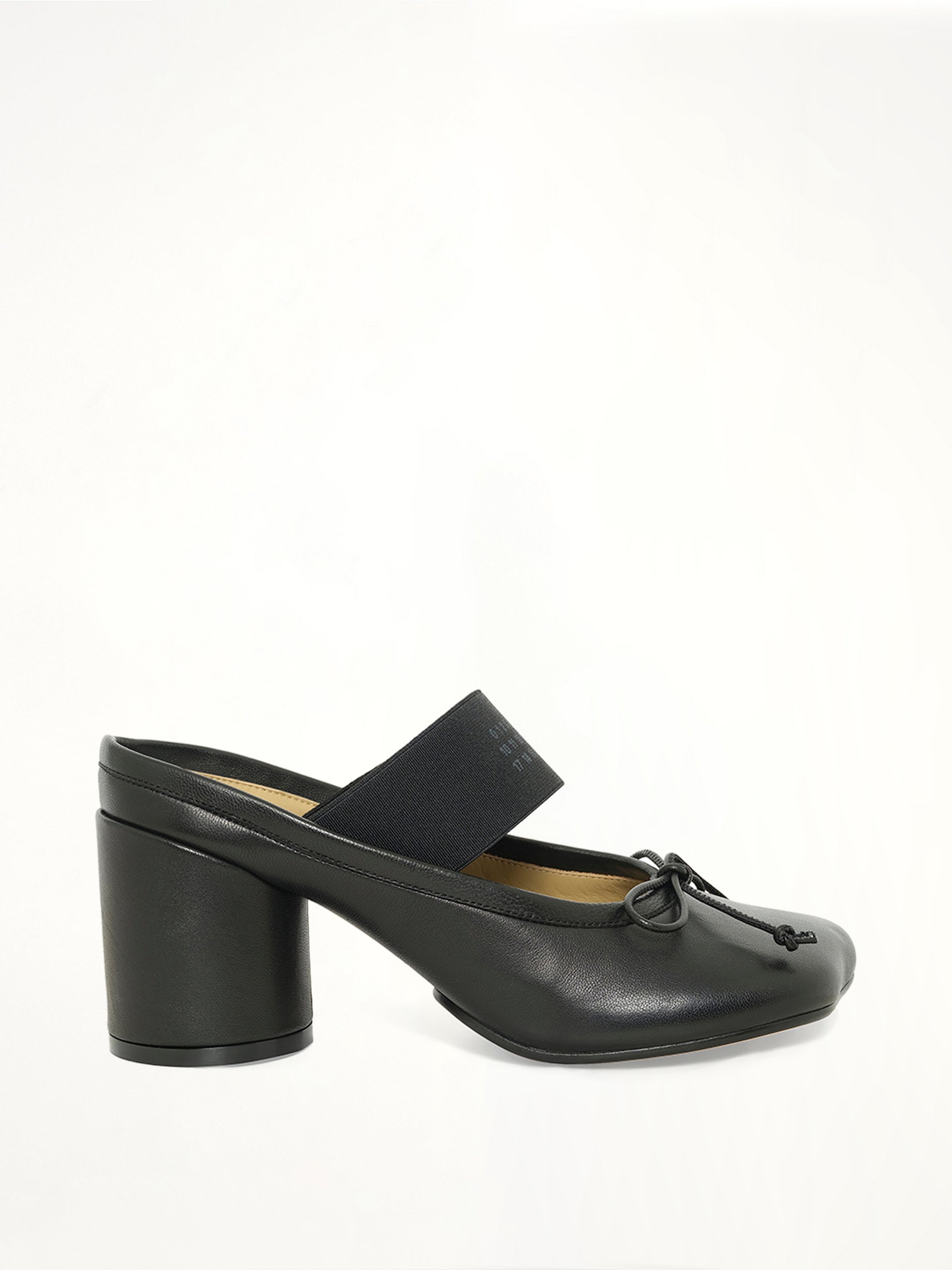 Elastic Band Sandal in Black