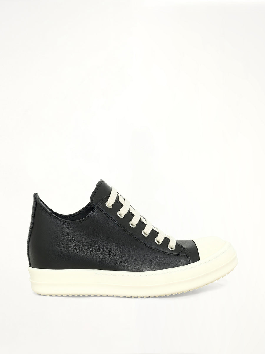 Low Sneaker in Black/Milk