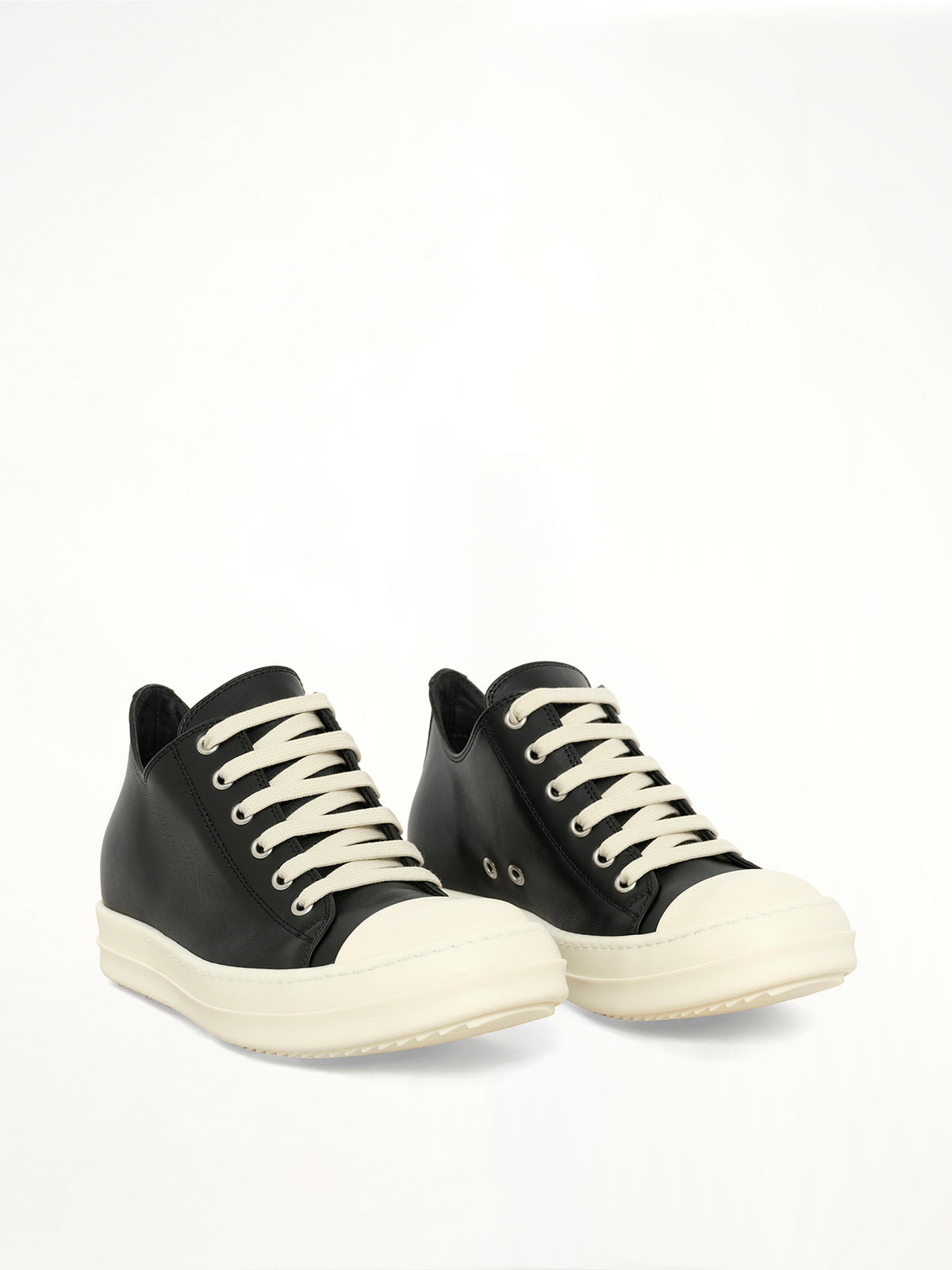 Low Sneaker in Black/Milk