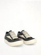 Vintage Sneaker in Black/Milk