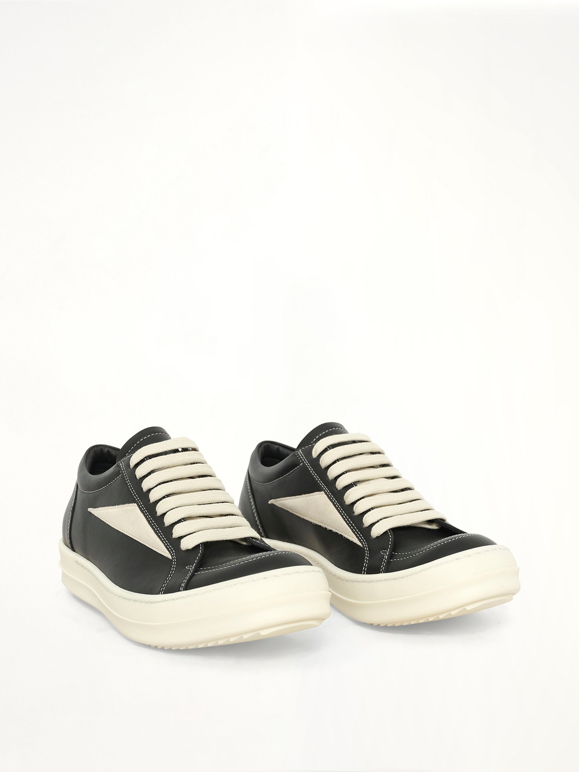 Vintage Sneaker in Black/Milk