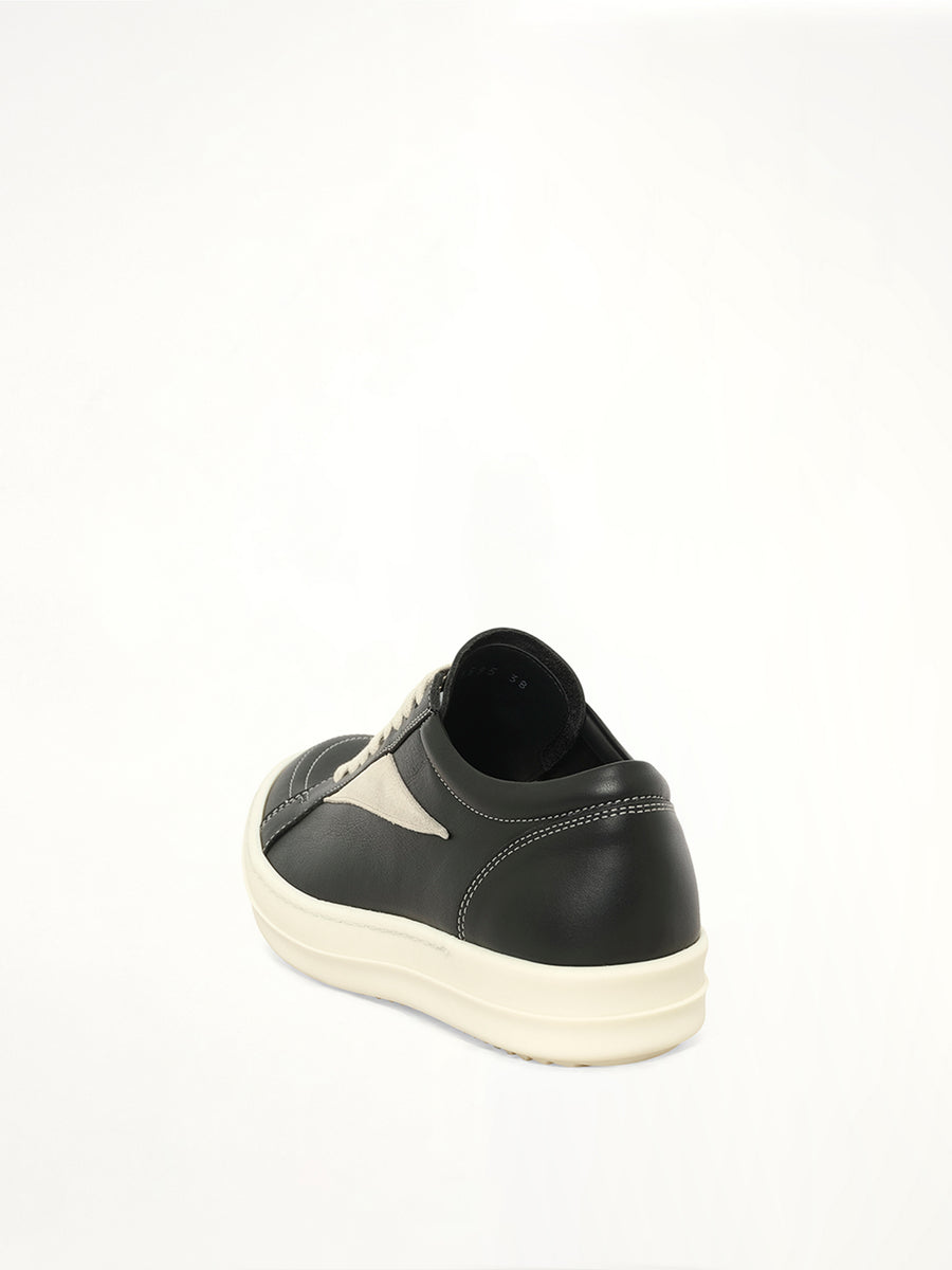 Vintage Sneaker in Black/Milk