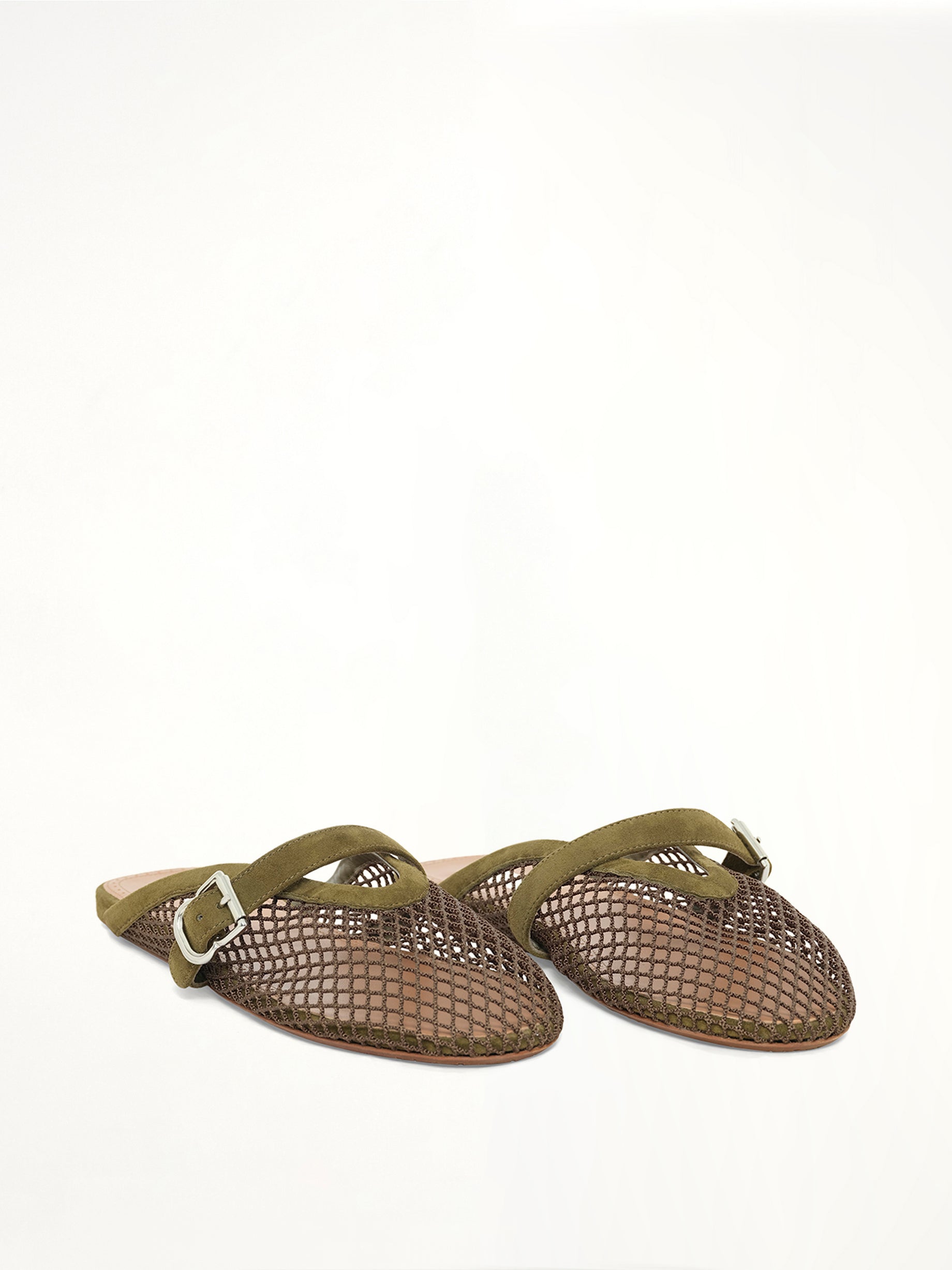 Fishnet Flat Mules in Vert Camouflage