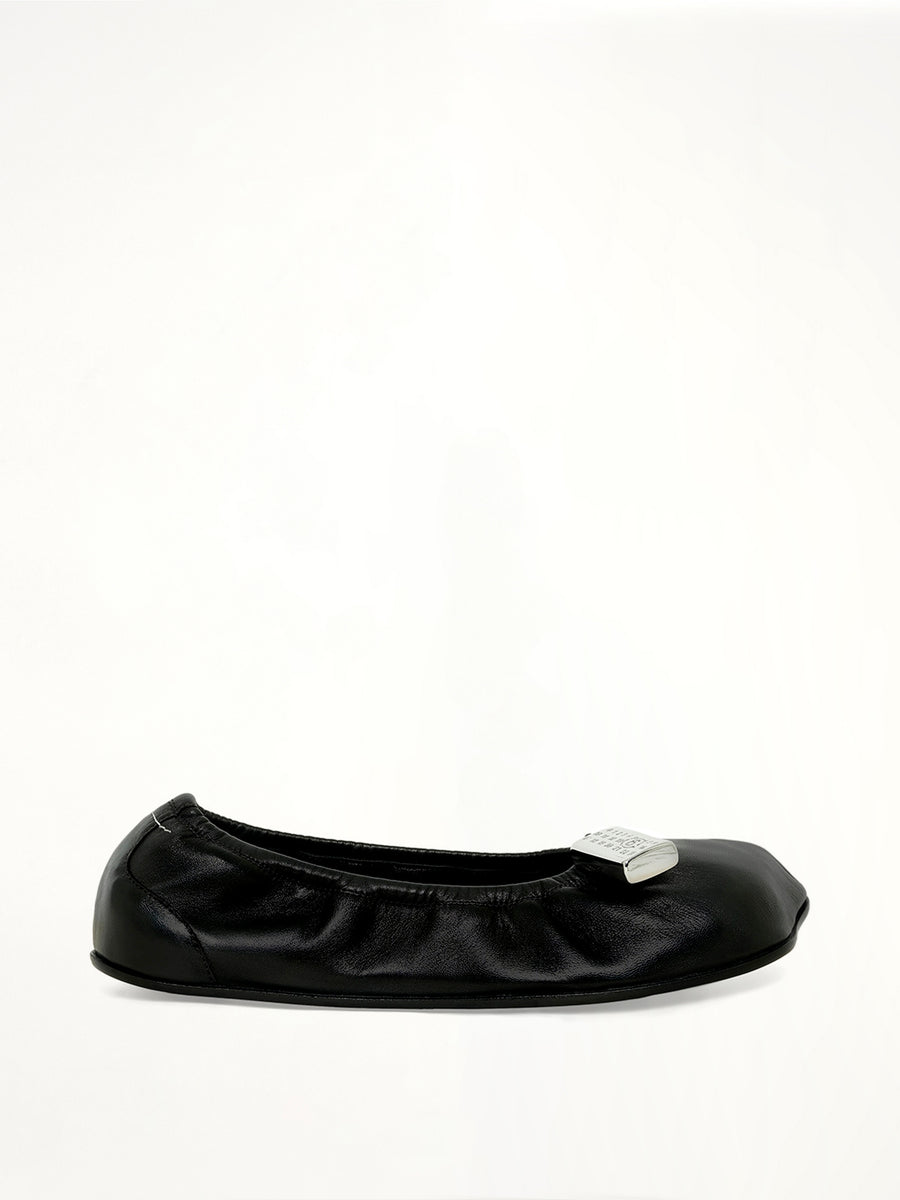 Lock Ballet Shoe in Black